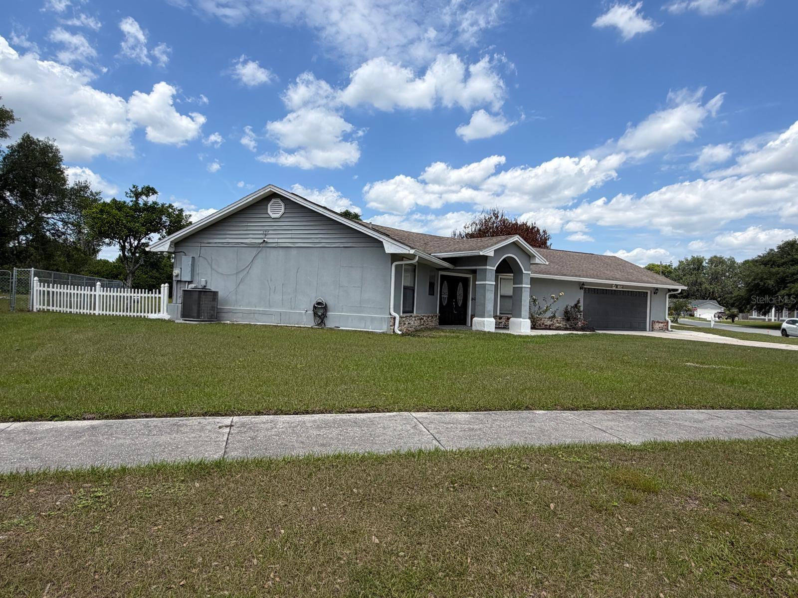 2356 Royale Oaks Boulevard, FL
