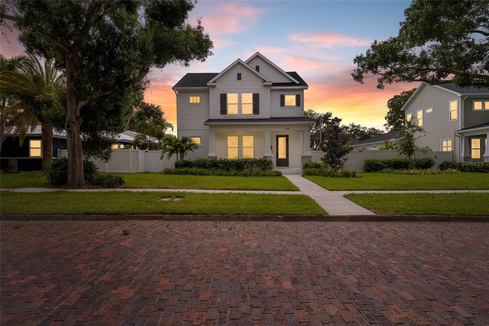 7428 Burlington Avenue, FL