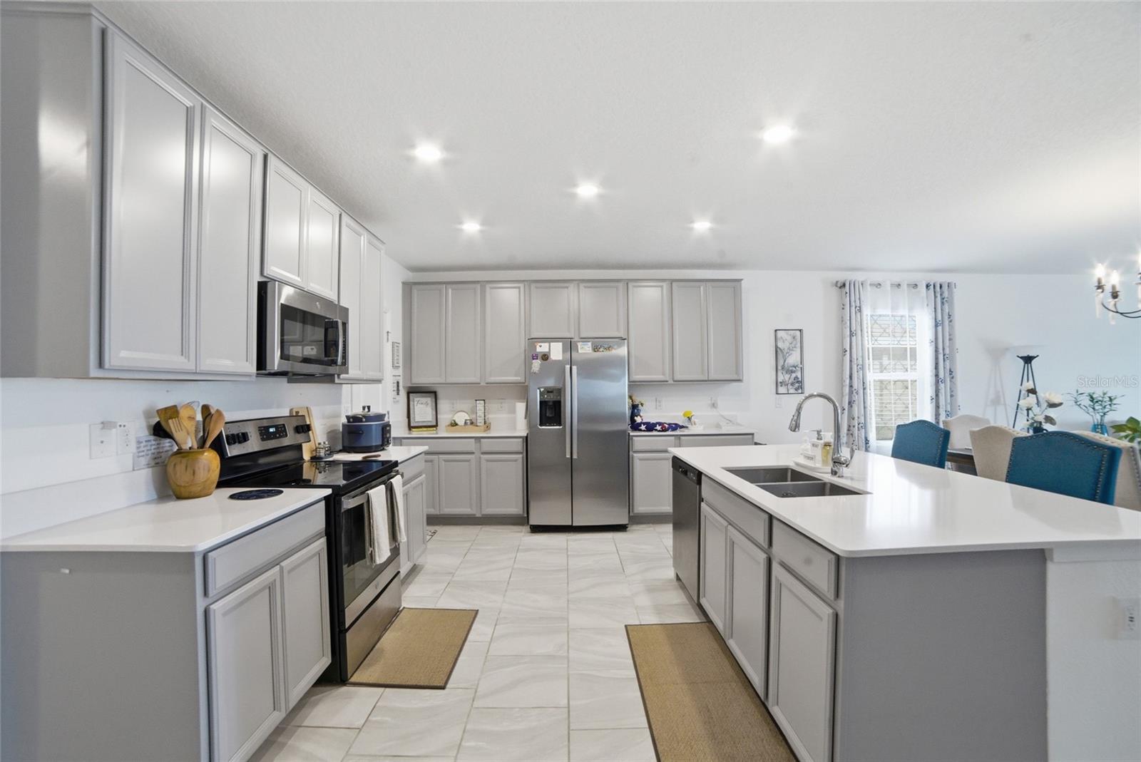 4980 Four Strand Court, FL