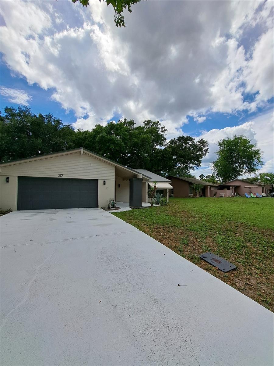 37 Cooper Lane, FL