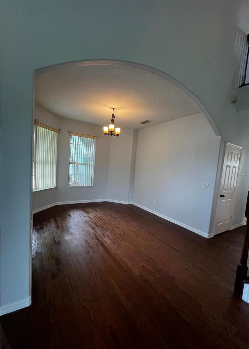 1666 Cambridge Village Court, FL