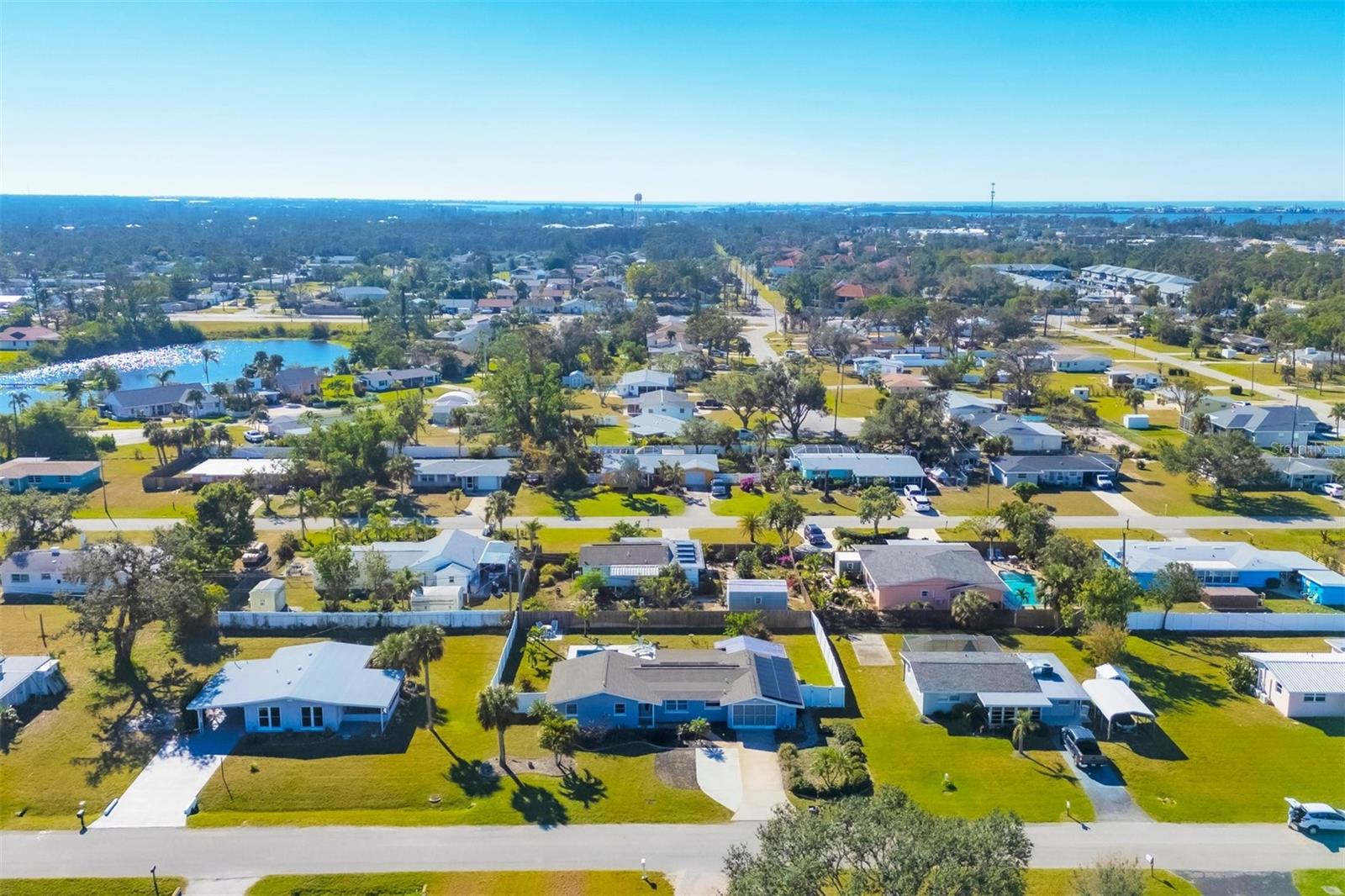 221 Wentworth Street, FL