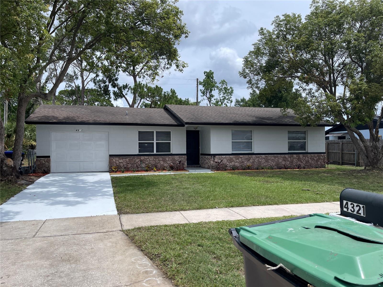 4321 Chateau Road, FL