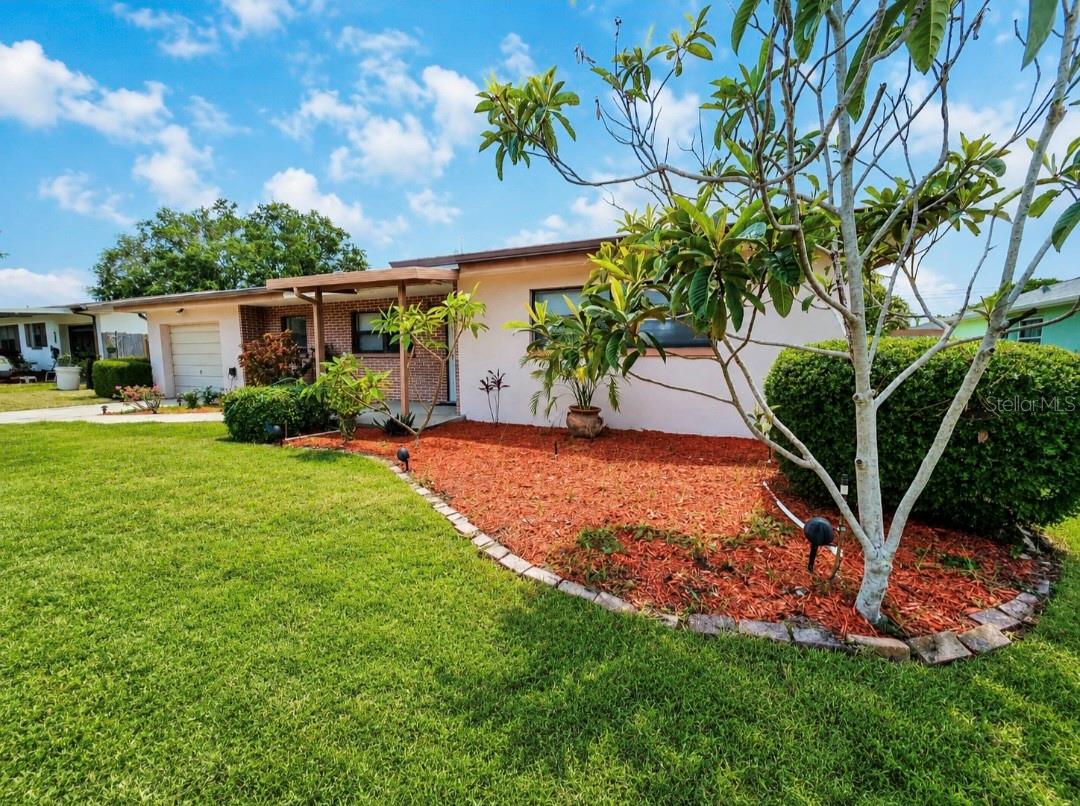 164 Pinewood Avenue, FL