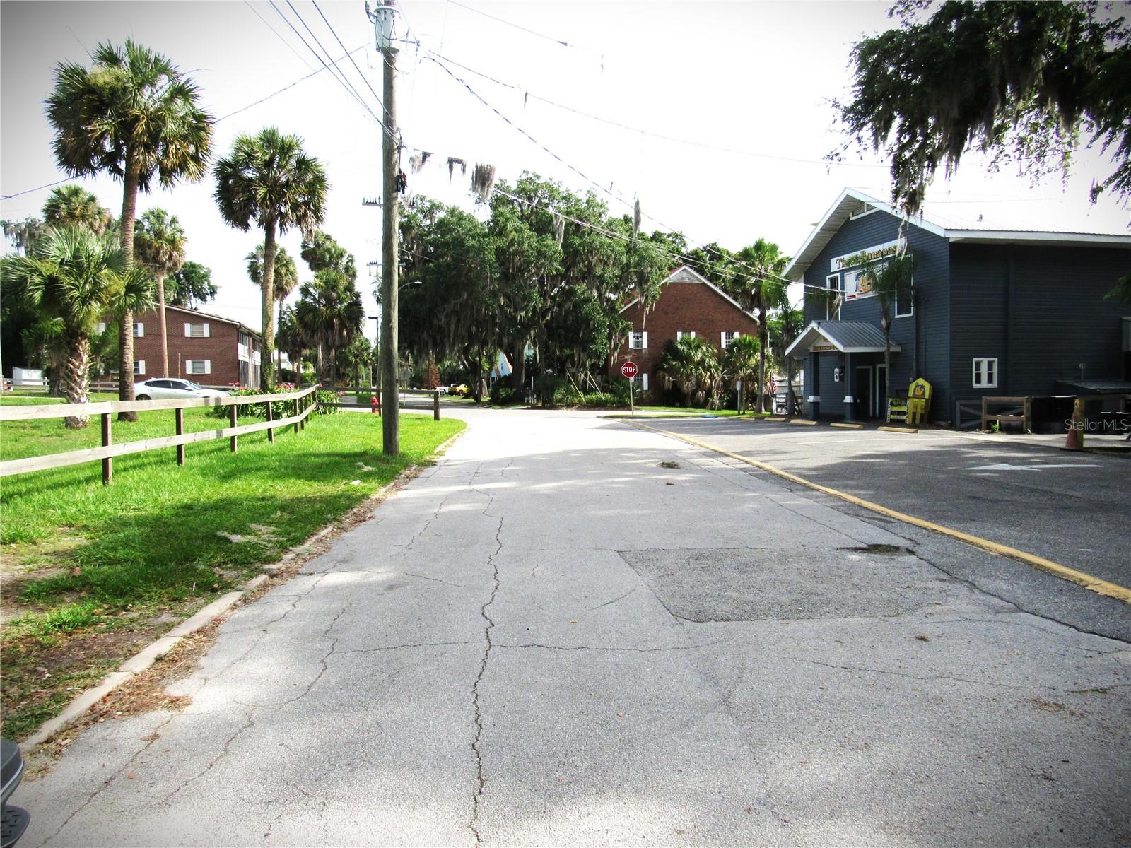 14 Lake Street, FL
