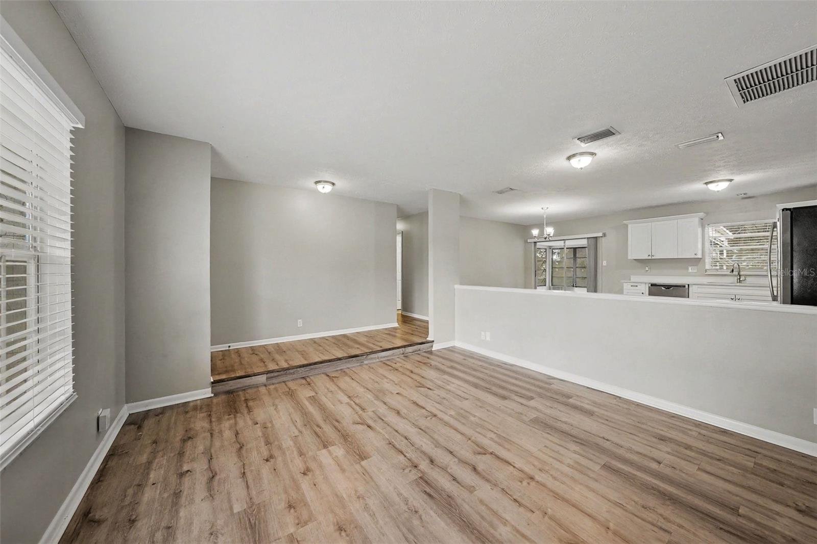 2264 Village Court, FL