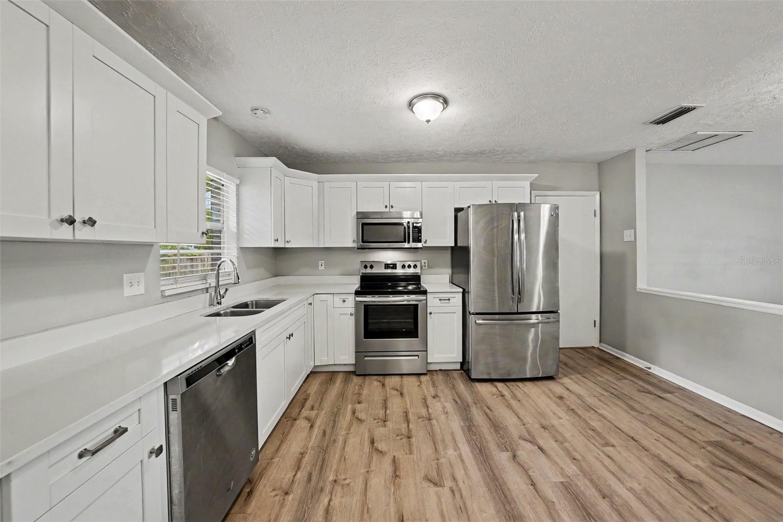 2264 Village Court, FL
