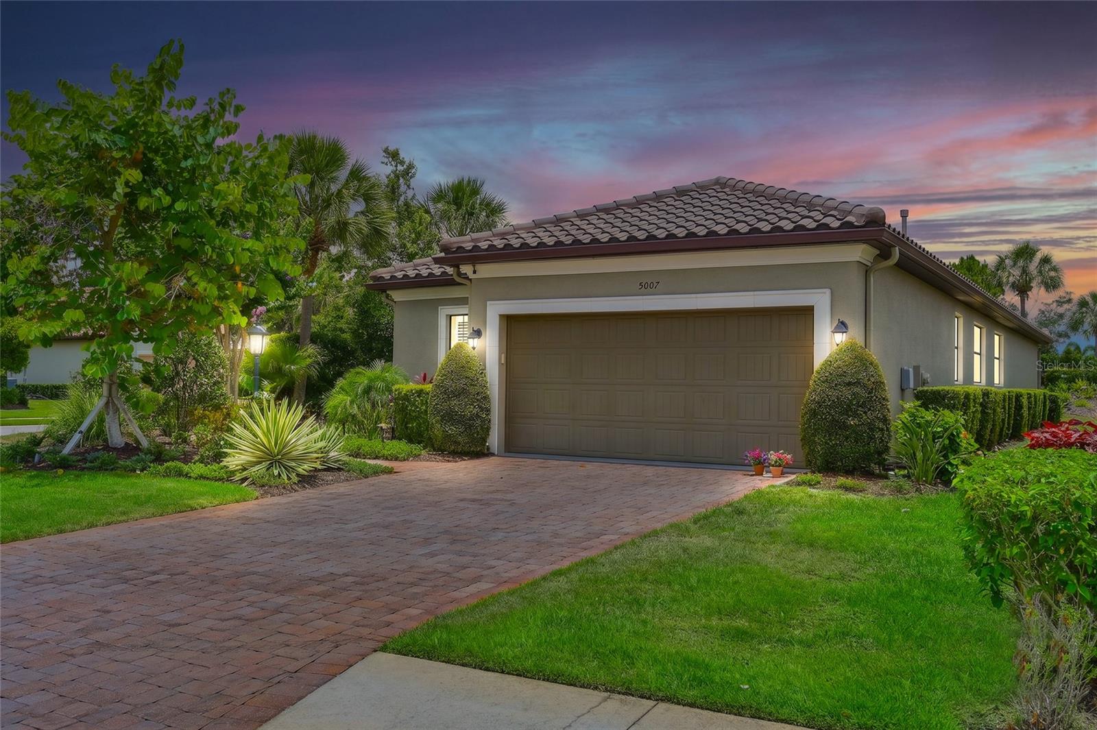 5007 Serata Drive, FL