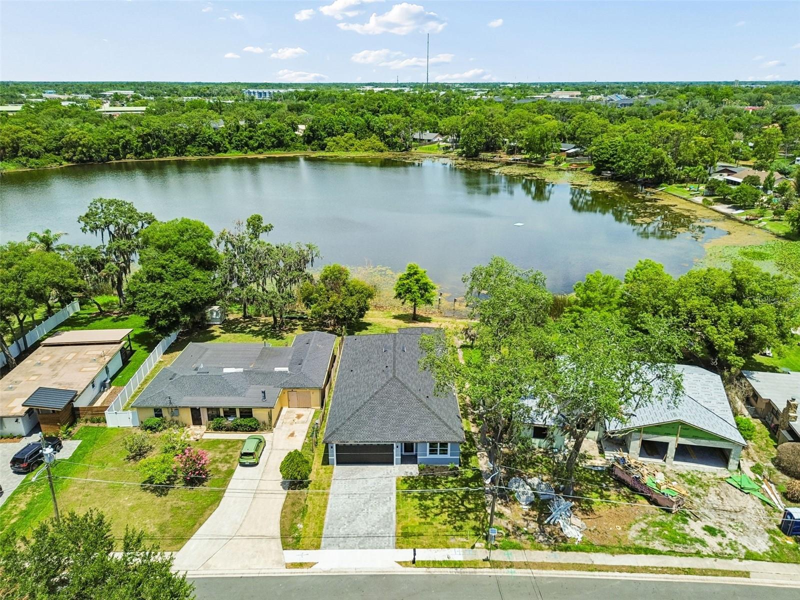 263 Lake Griffin Circle, FL