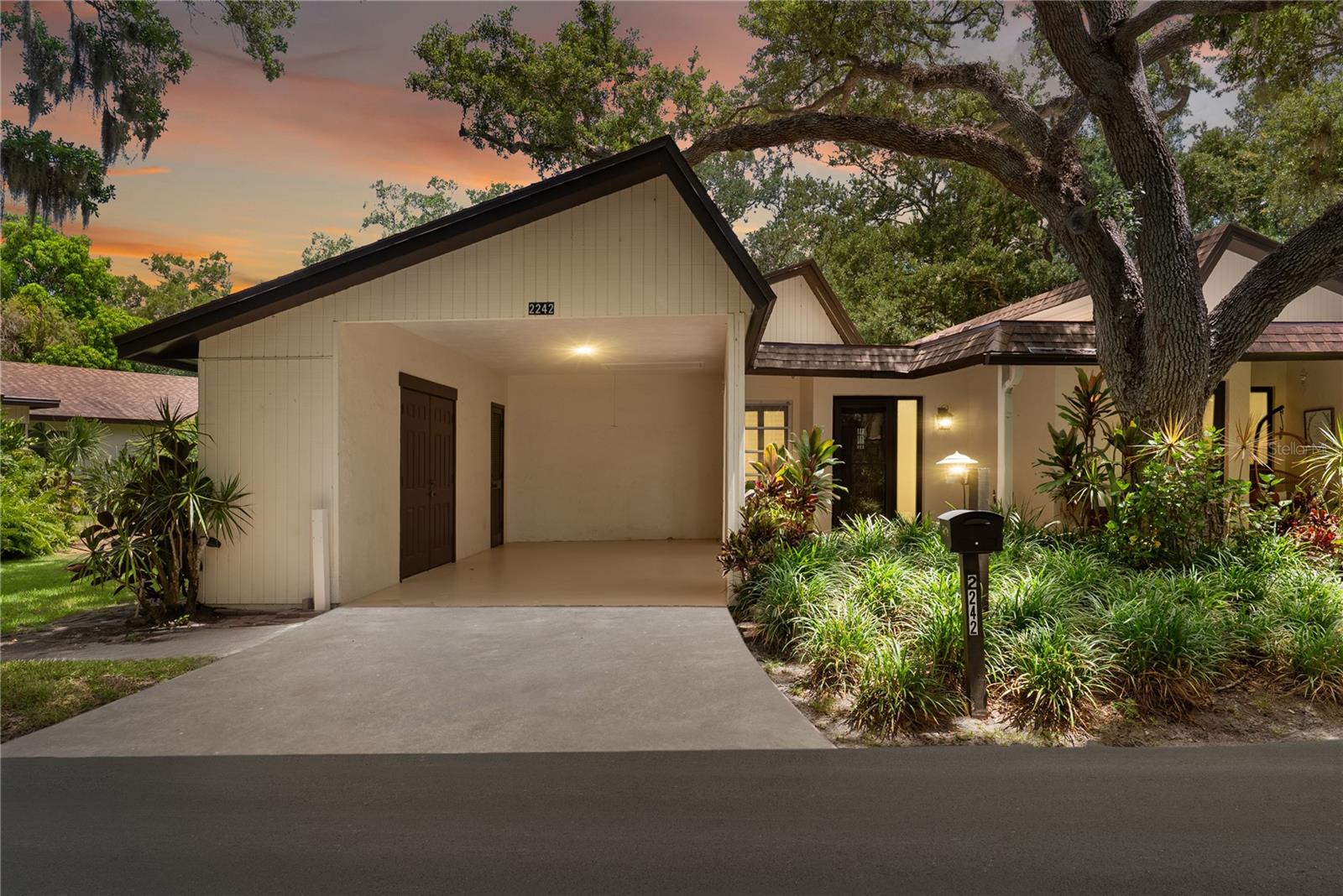 2242 Circlewood Drive, FL