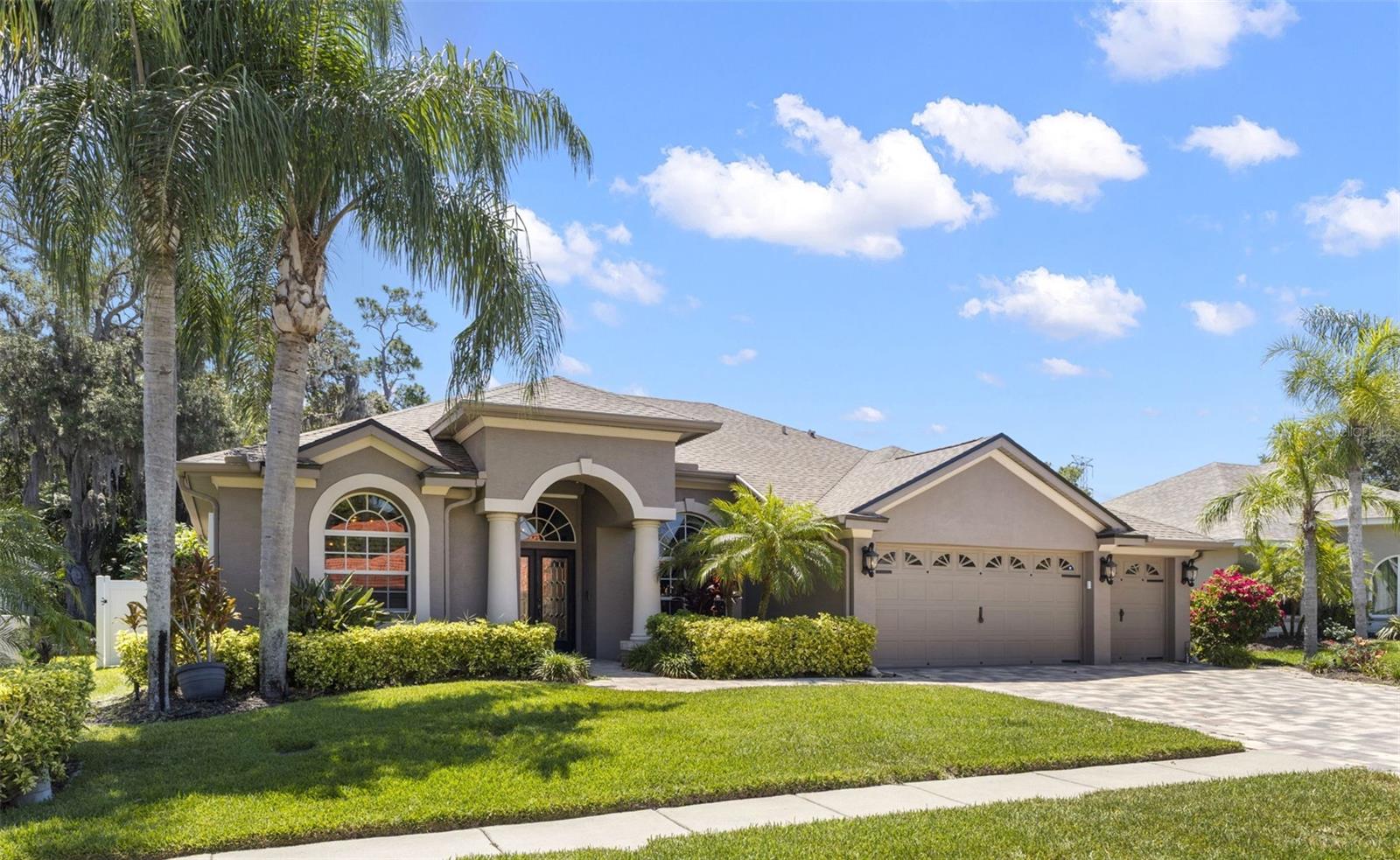 695 Salt Lake Drive, FL