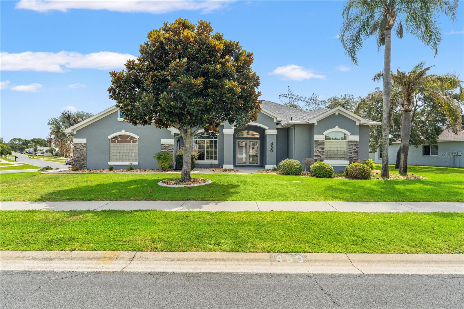 450 Castille Drive, FL