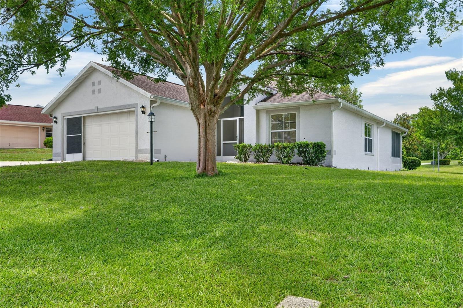 660 Sunset Strip Drive, FL