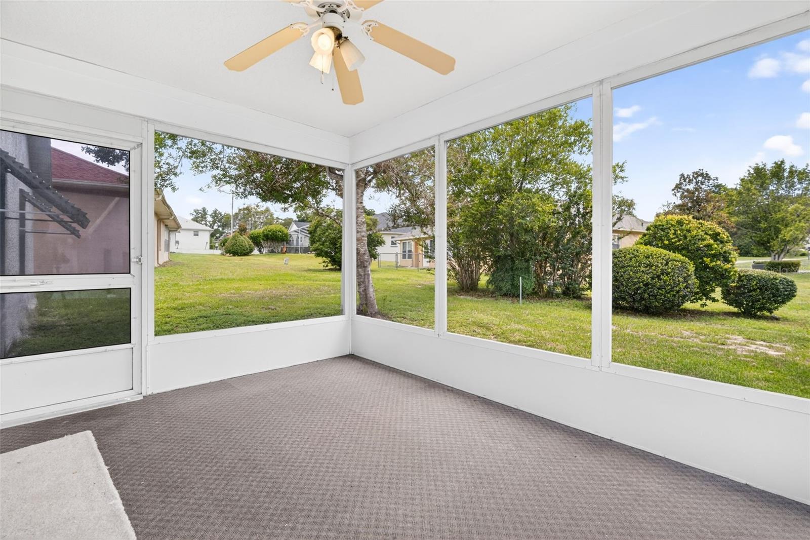 660 Sunset Strip Drive, FL