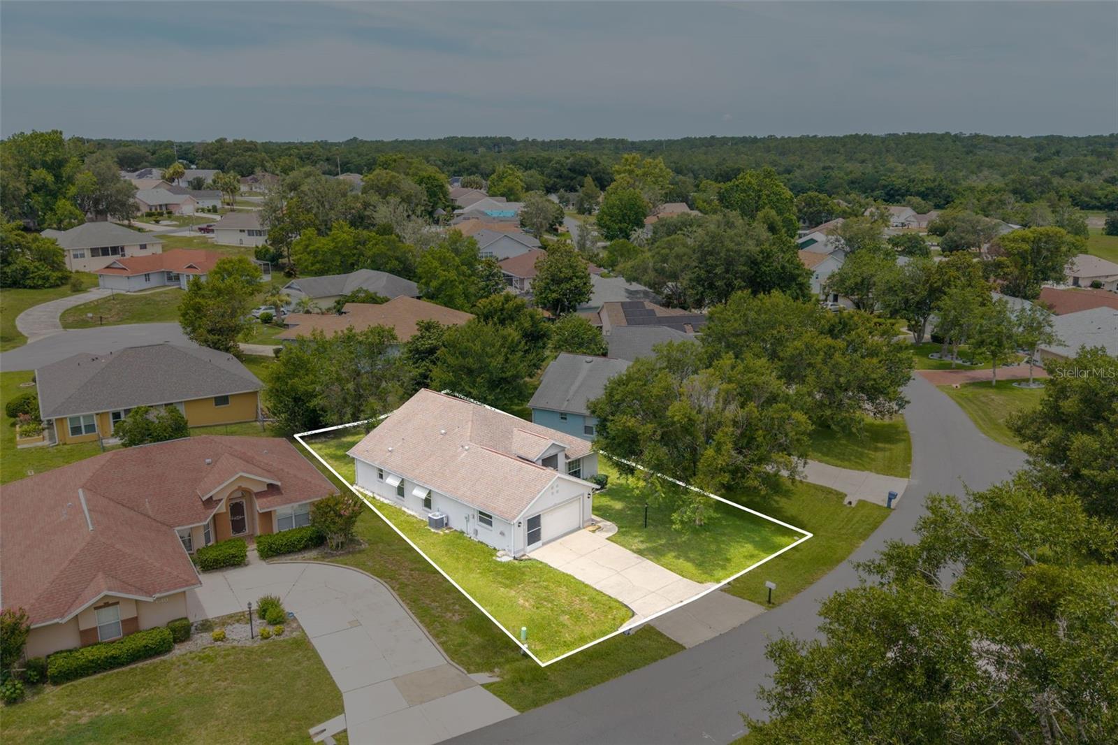 660 Sunset Strip Drive, FL