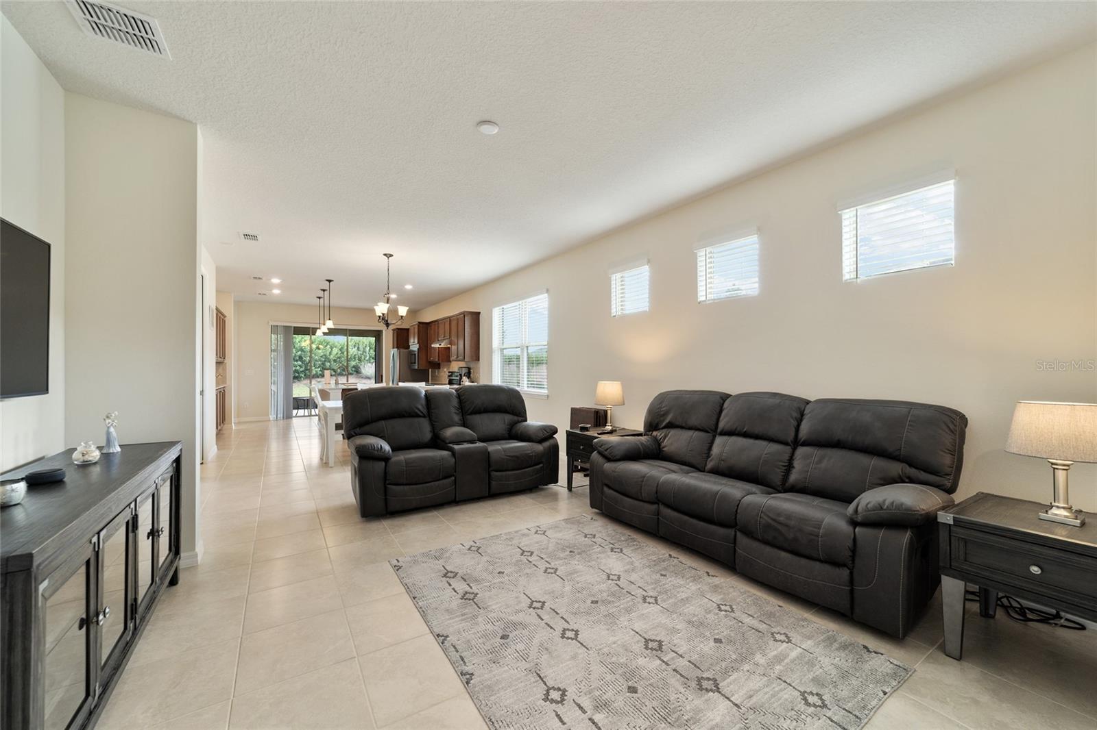 6094 93rd Circle, FL