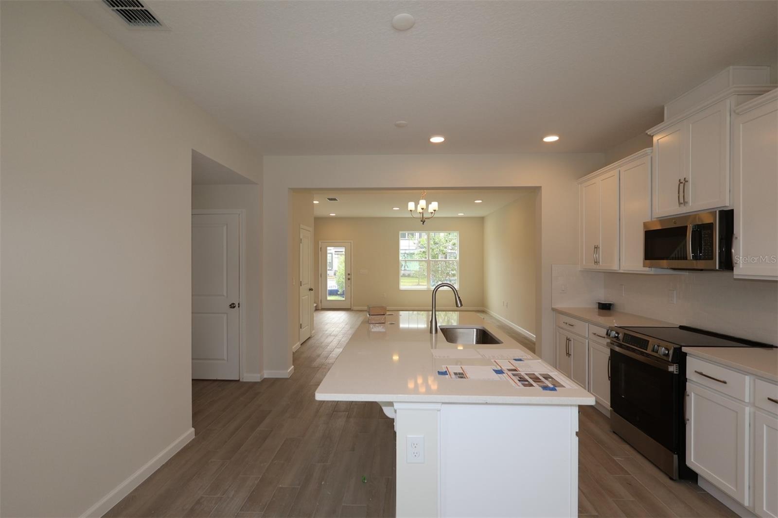 1346 Mount Royal Drive, FL