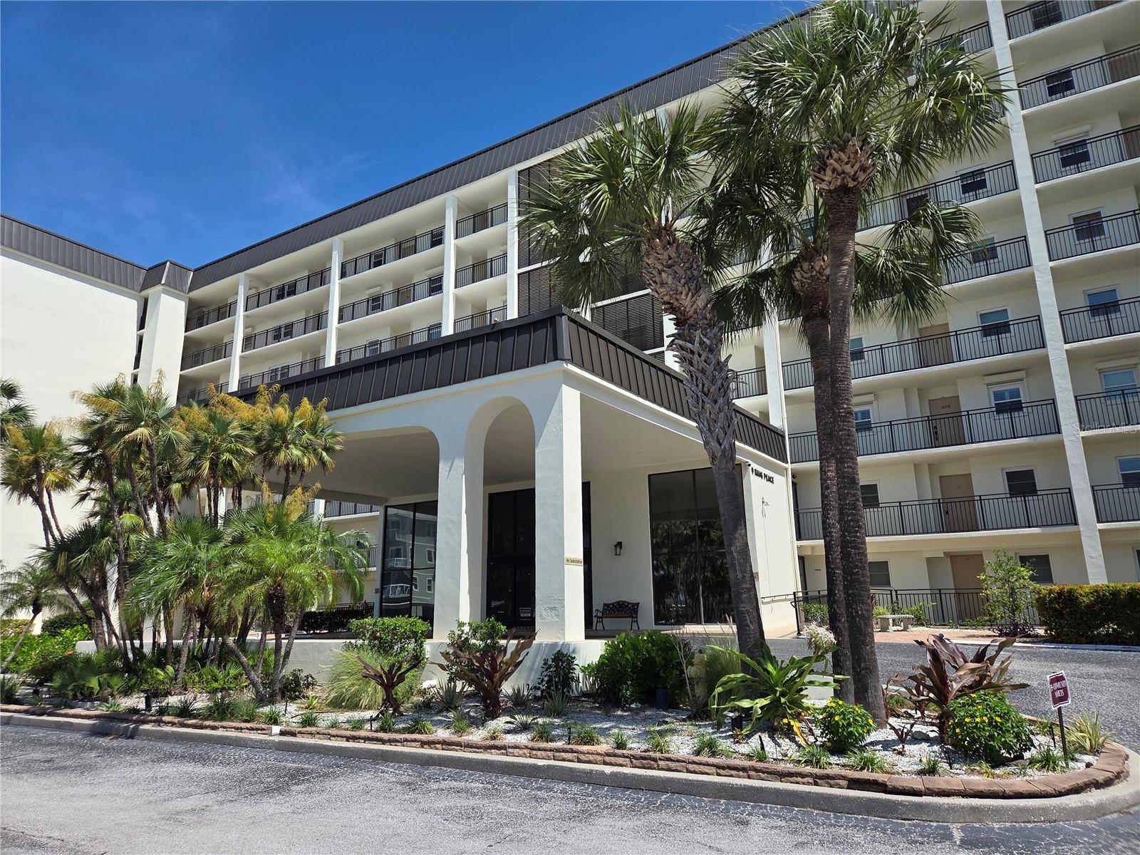9 Haig Place, FL