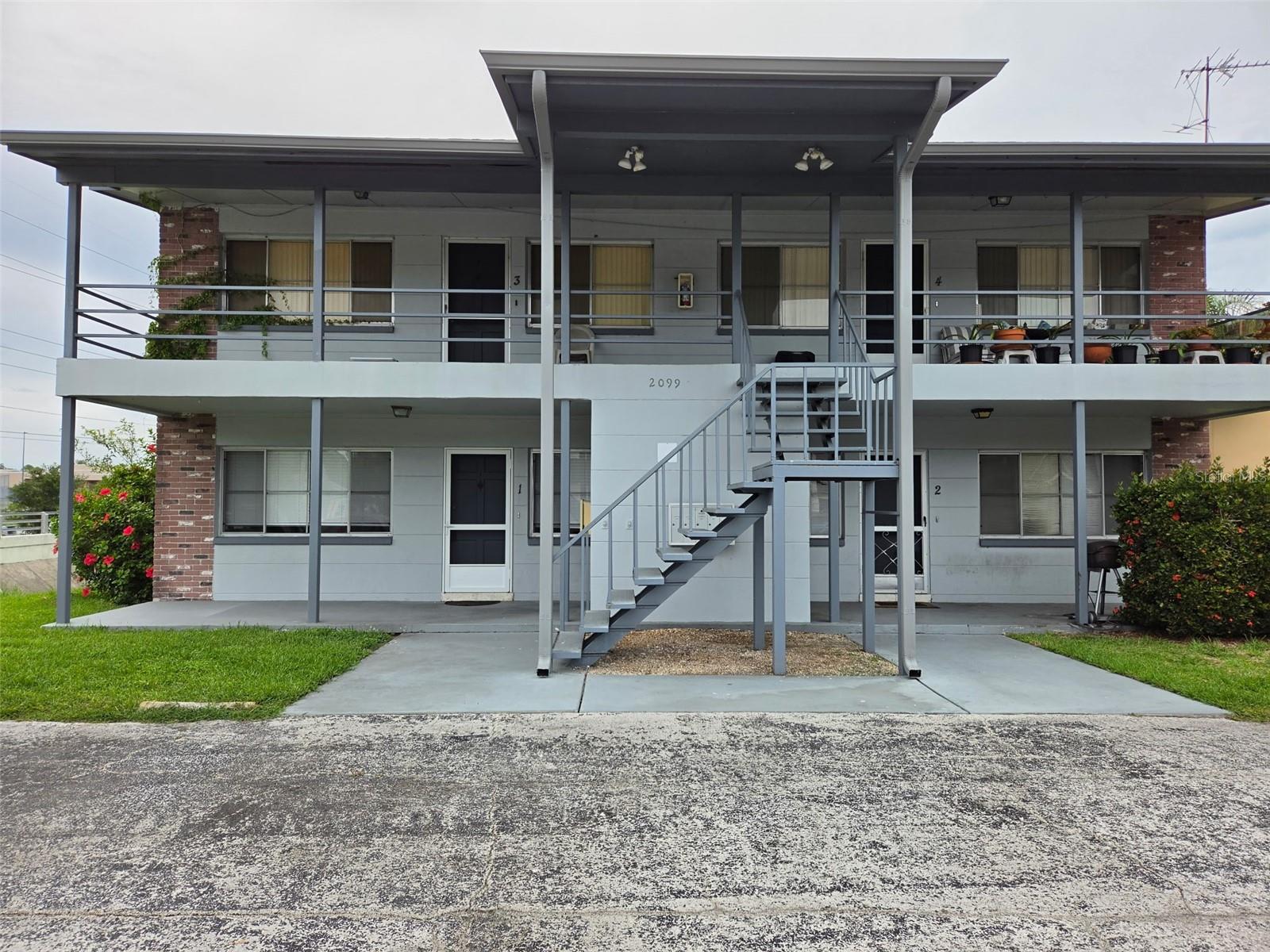 2099 Kings Hwy #1, FL