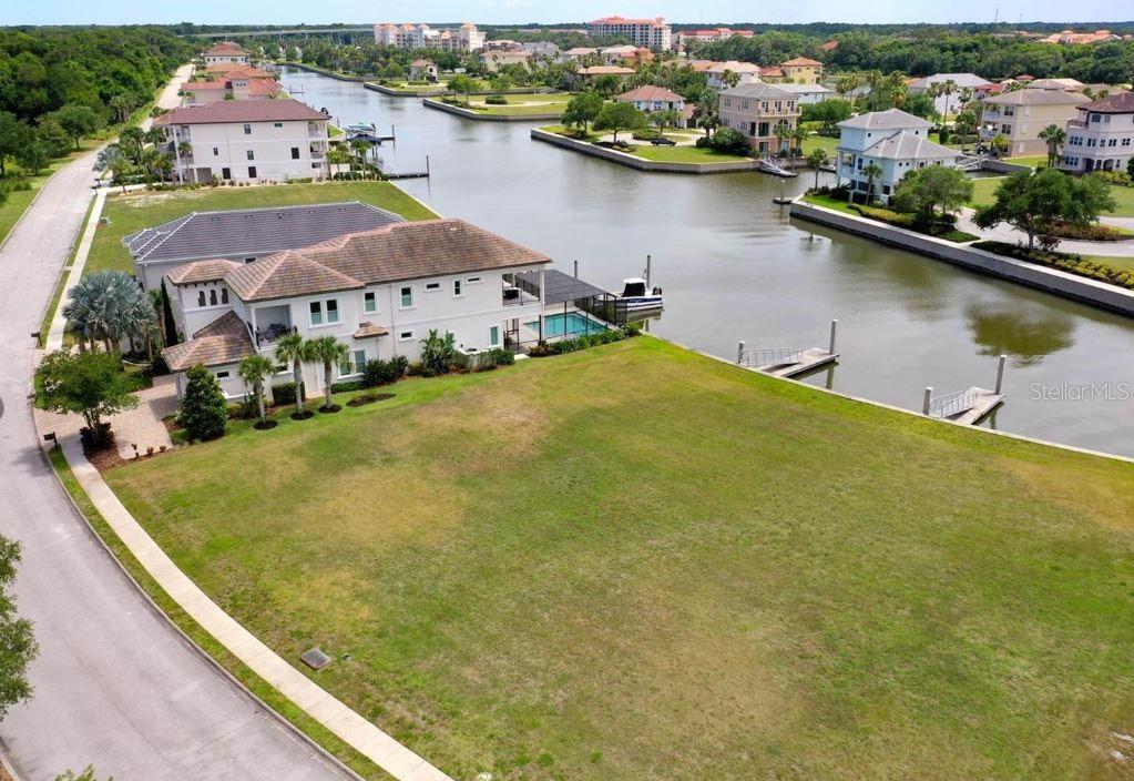 318 Harbor Village Point, FL