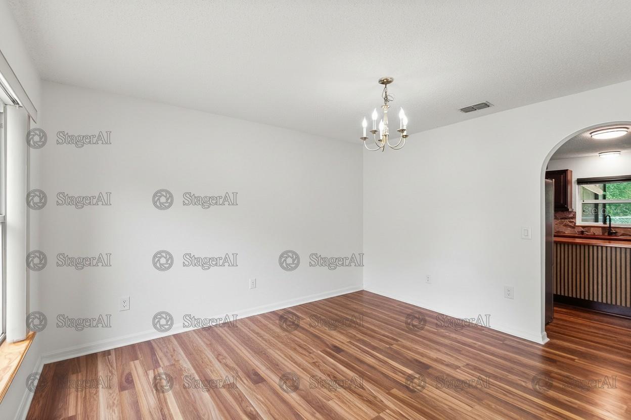 803 Mountbatten Lane, FL