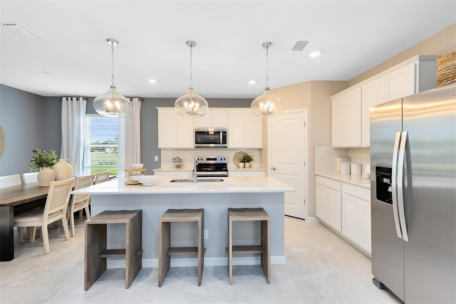 6906 Creek Falls Alley, FL