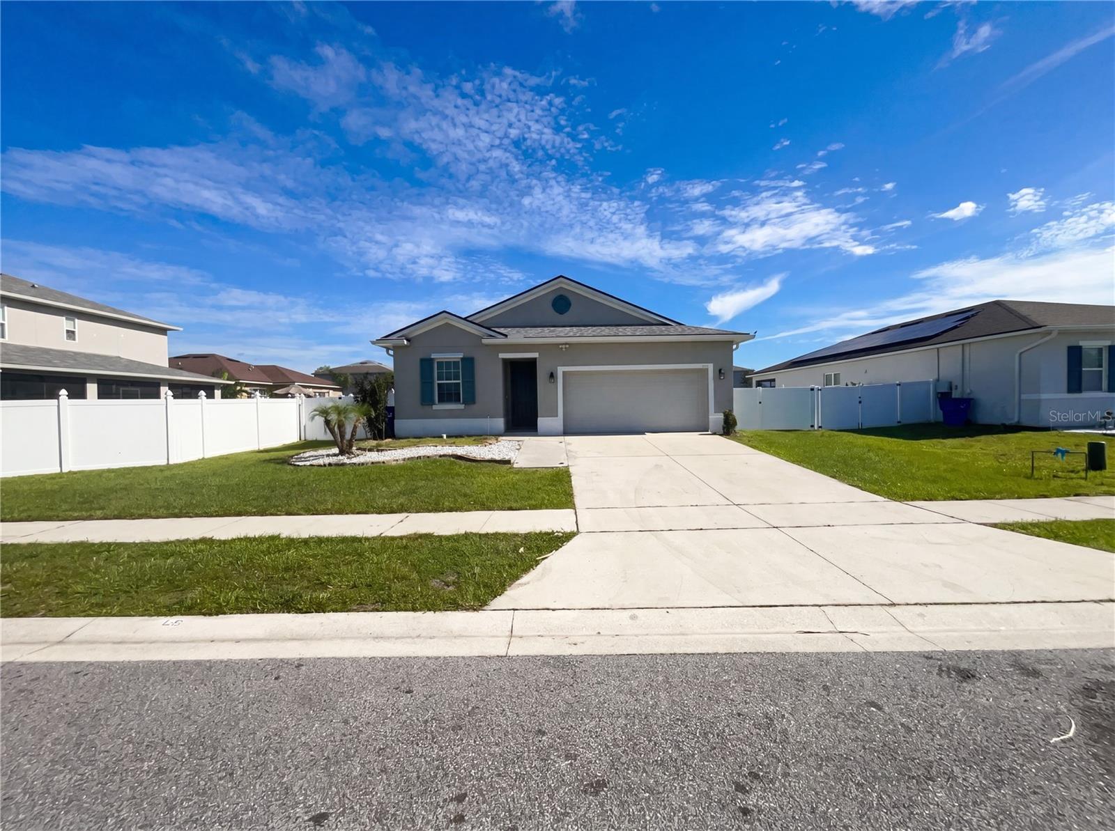 2526 End Drive, FL