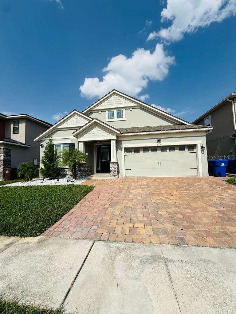 2290 Avian Loop, FL