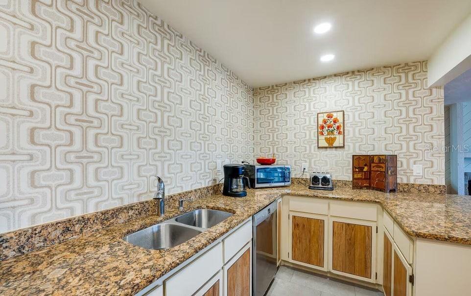 1286 John Anderson Drive, FL
