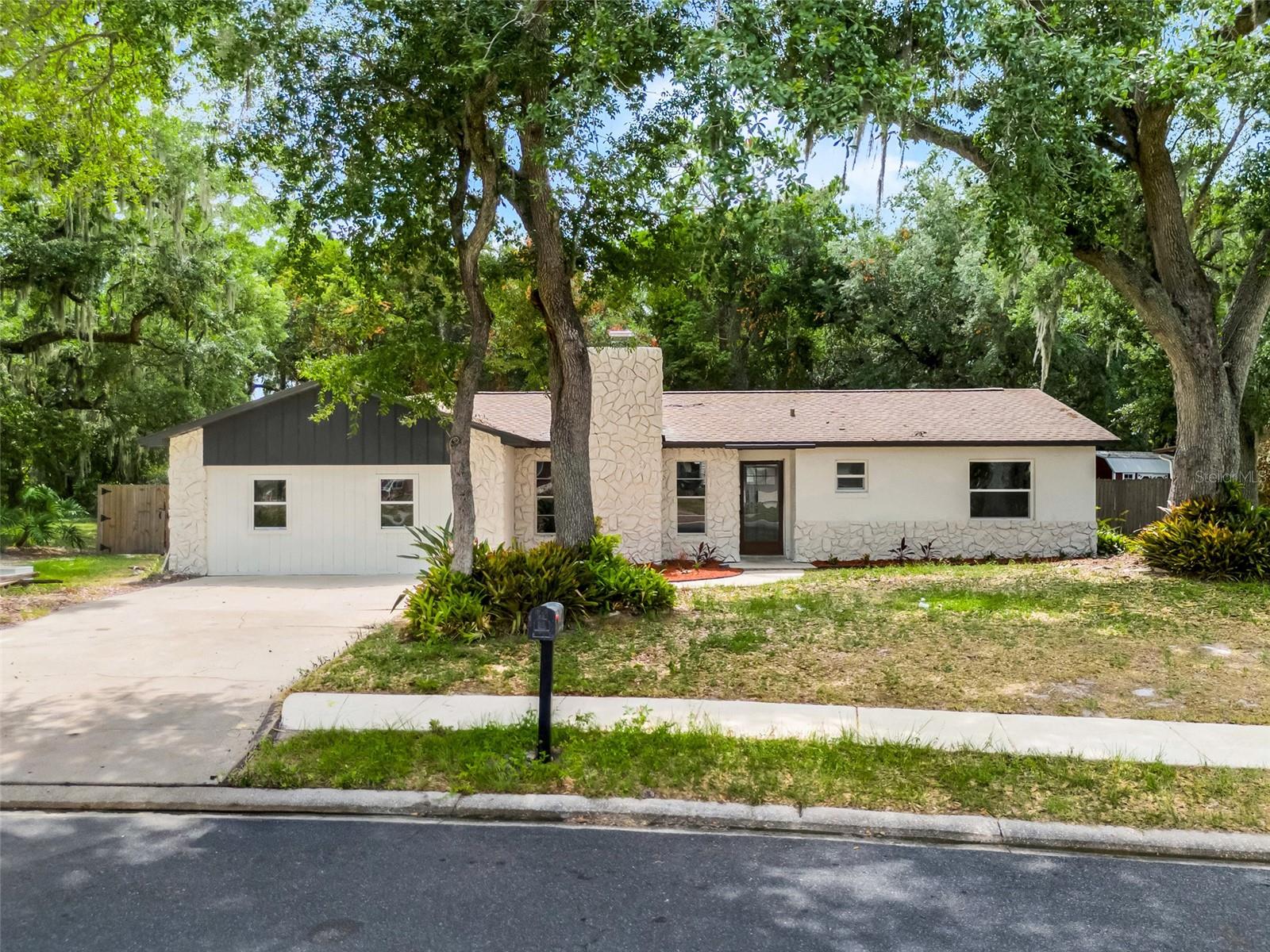 2418 Brookside Avenue, FL