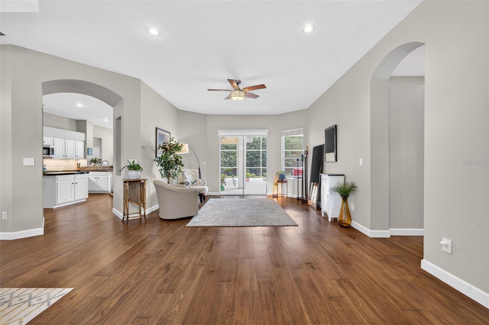 411 Deer Pointe Circle, FL
