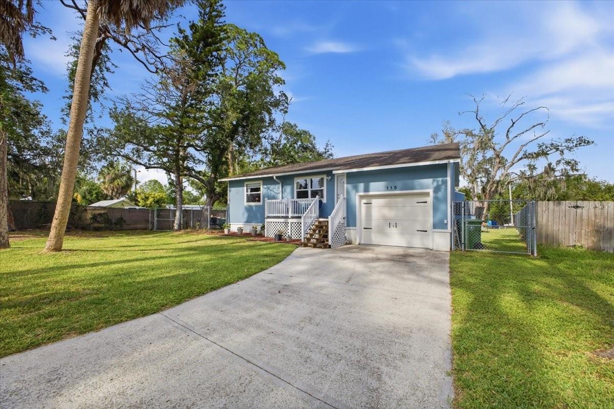 115 Brown St, FL