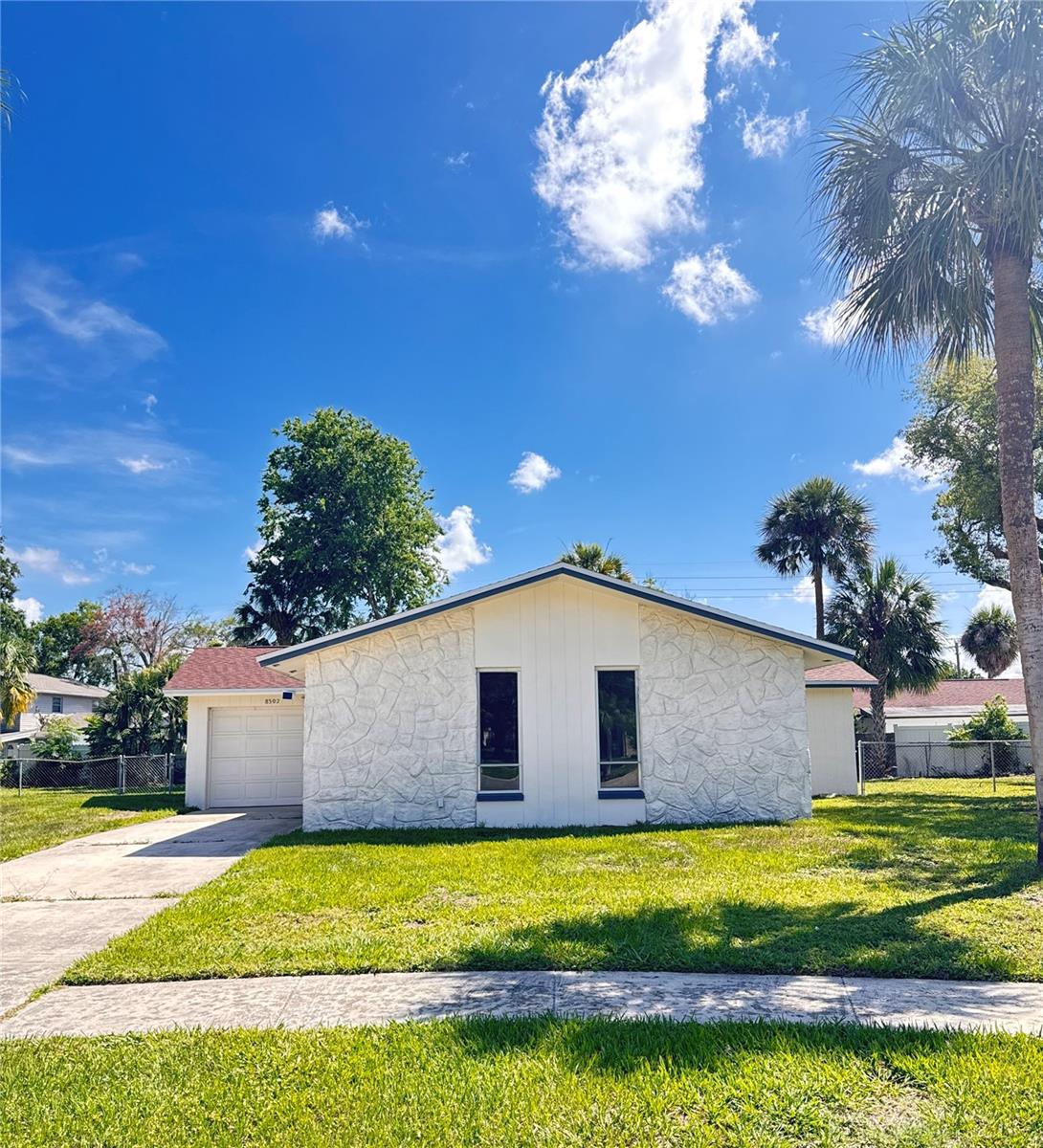8302 Flintrock Court, FL