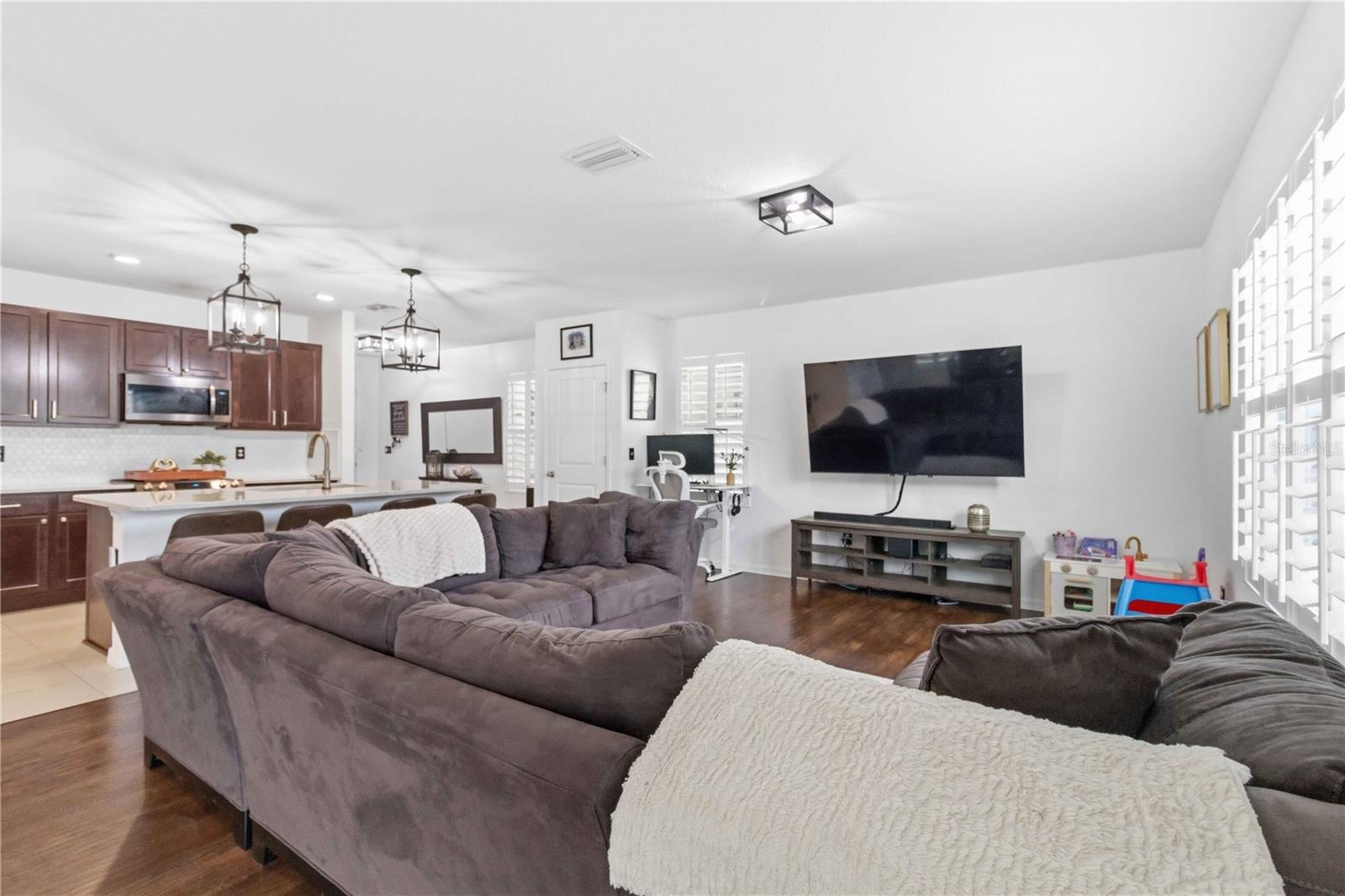 10230 Geese Trail Circle, FL