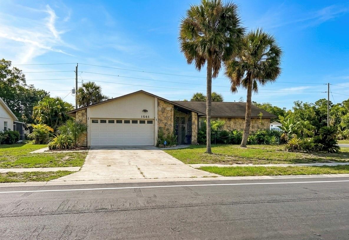 1561 Avalon Boulevard, FL