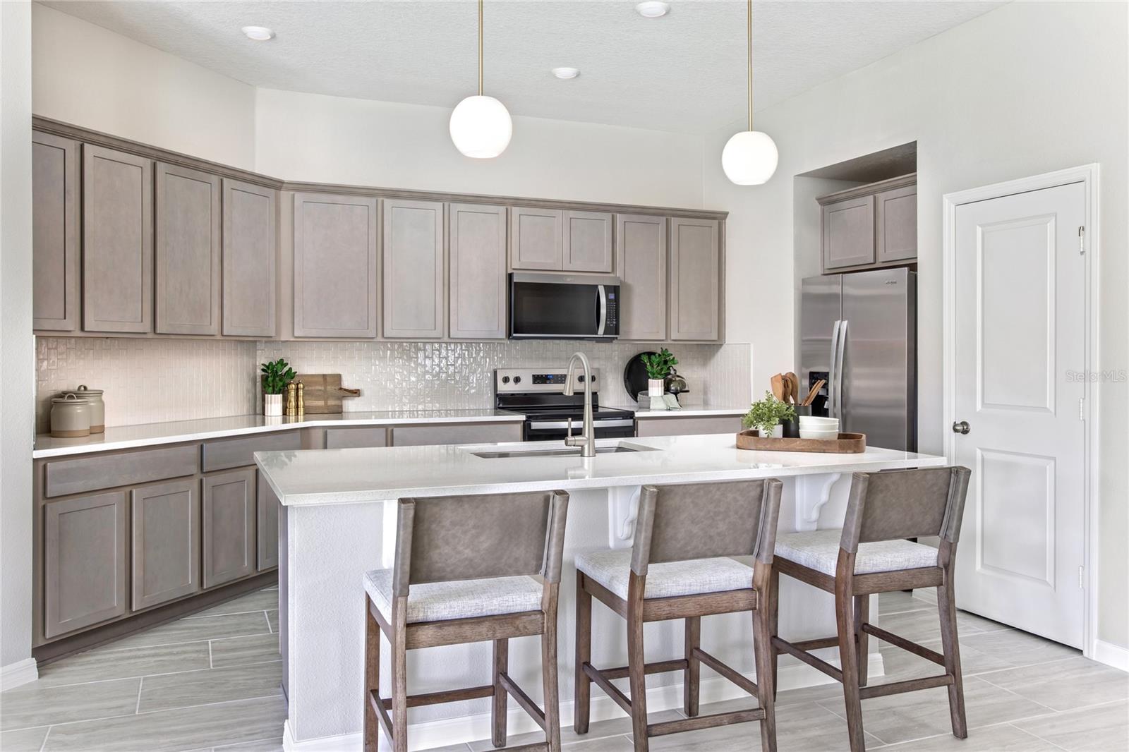 2602 Lola Lane, FL