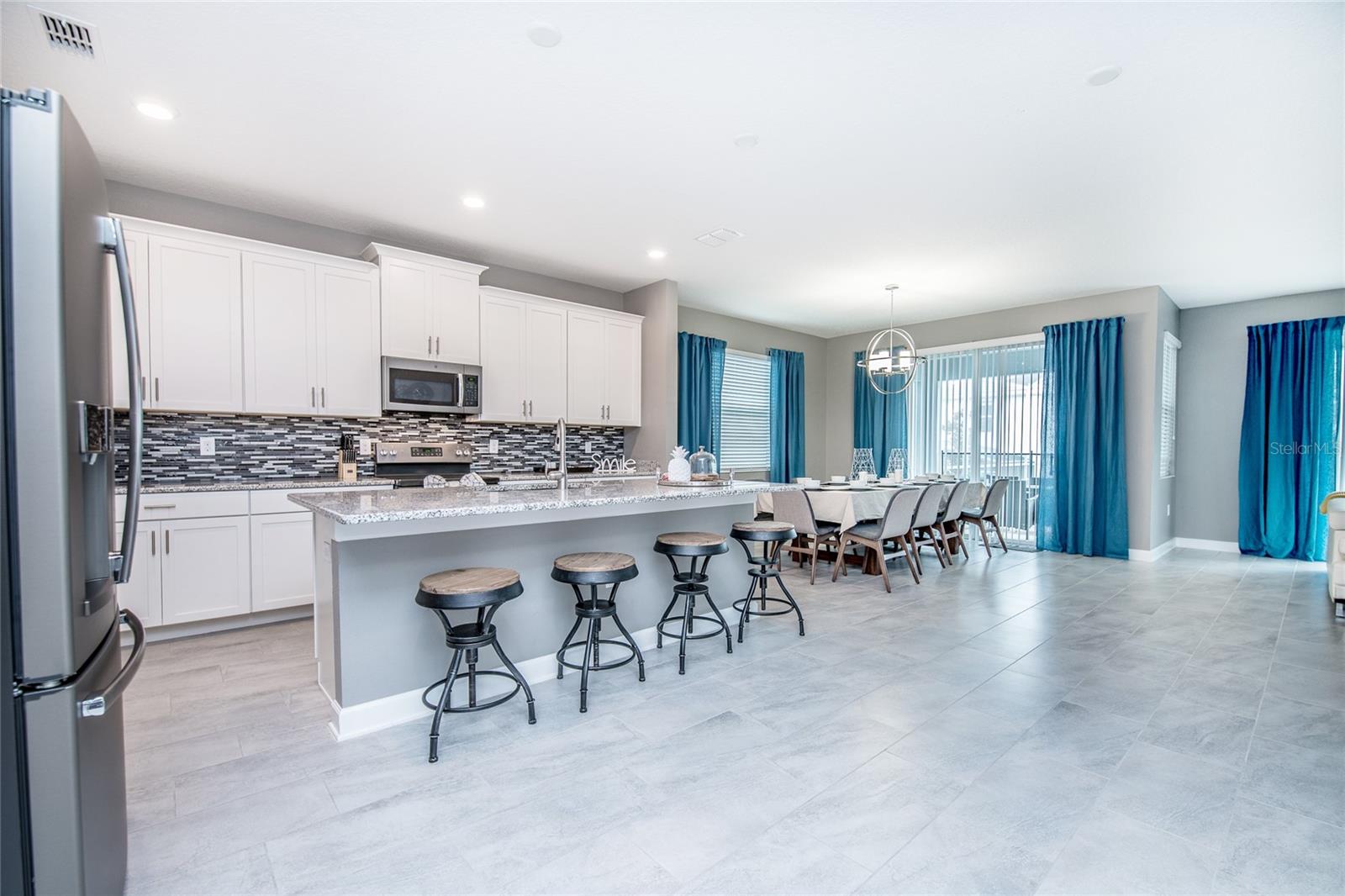 1581 Tempo Lane, FL
