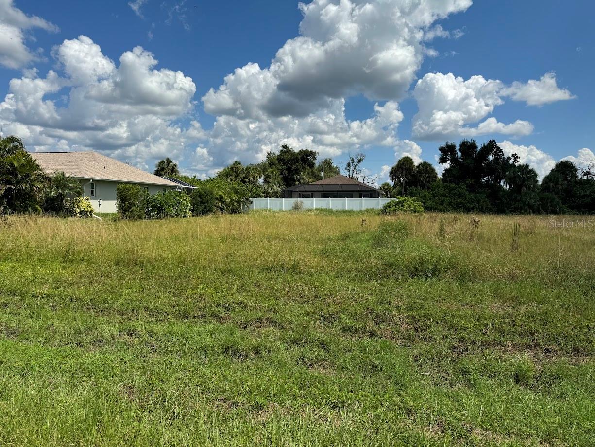 139 Sesame Road, FL