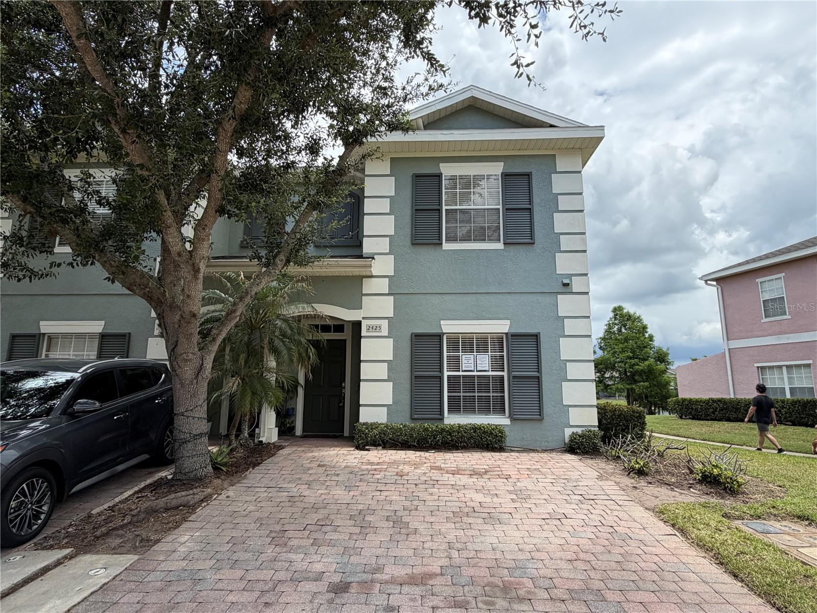 2425 Caravelle Circle, FL