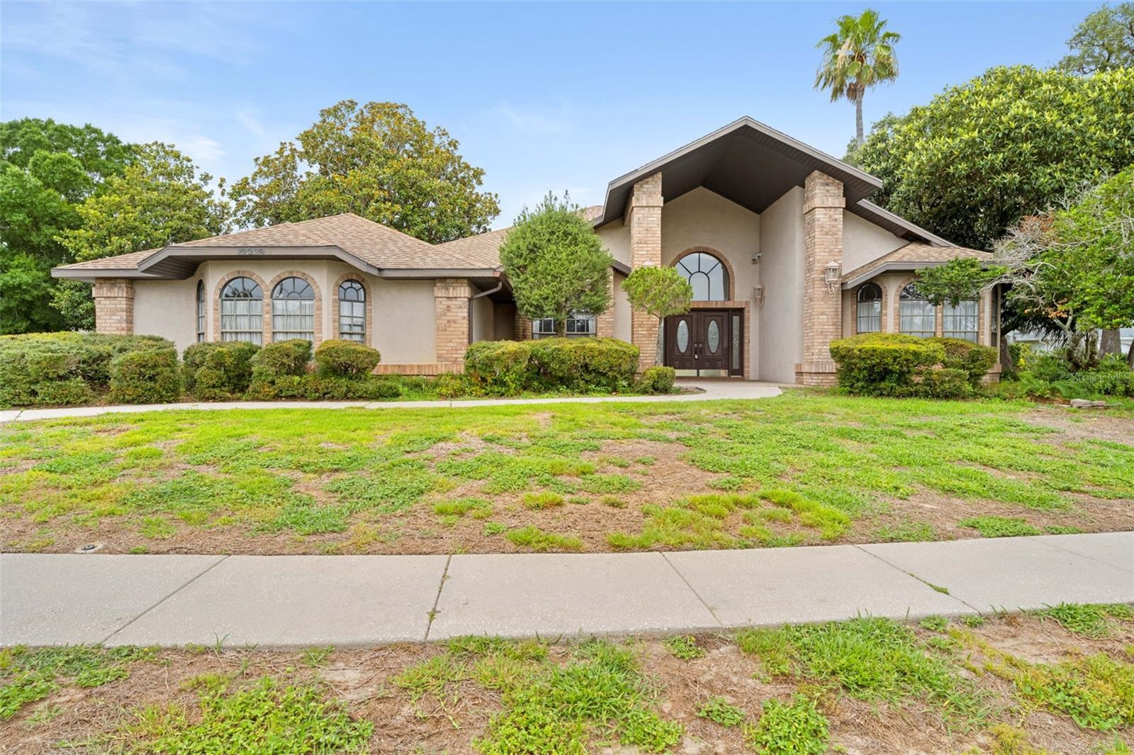 12239 Forest Crest Court, FL