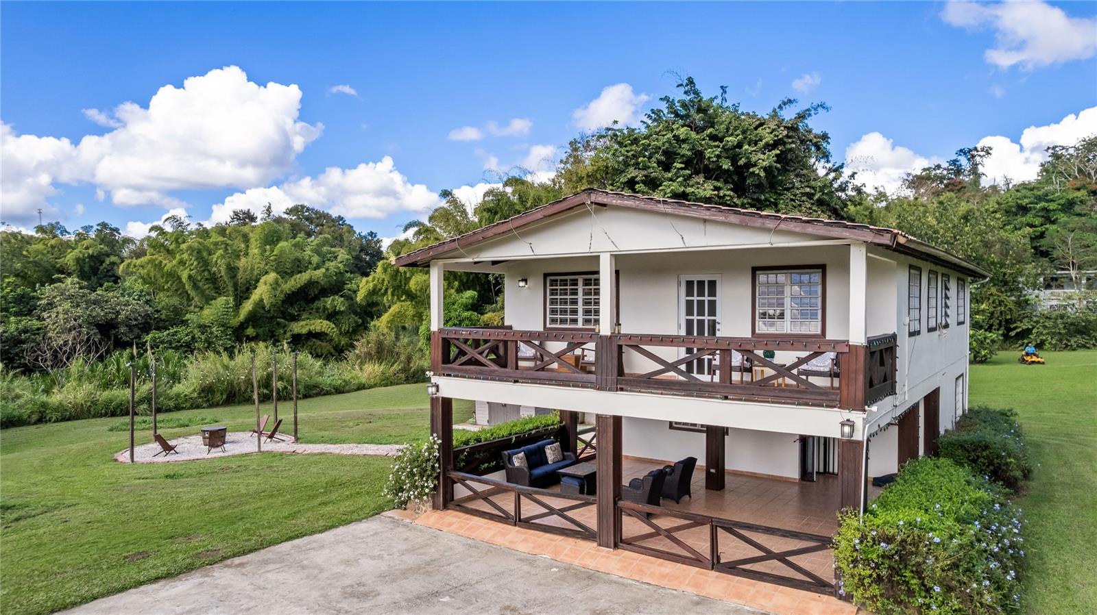 6882 Avenida Campo Bello Bo. Rincon, PR