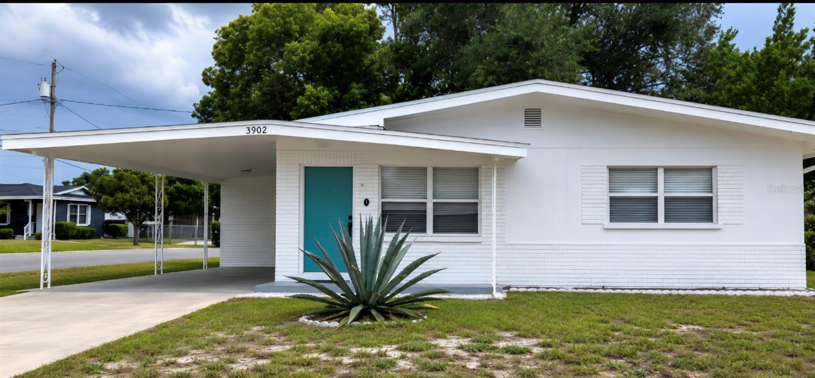 5904 Elm Street, FL