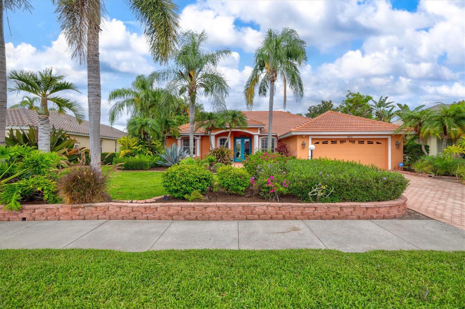 4860 Cedar Oak Way, FL