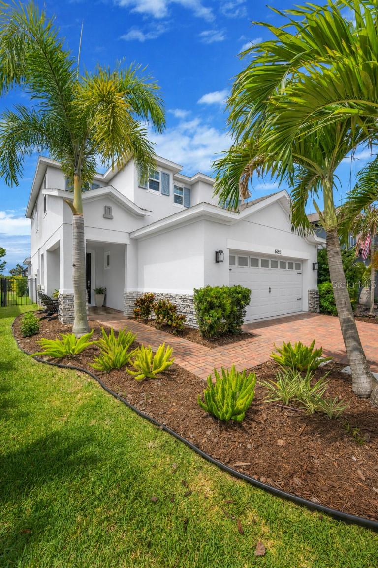 6135 Voyagers Place, FL
