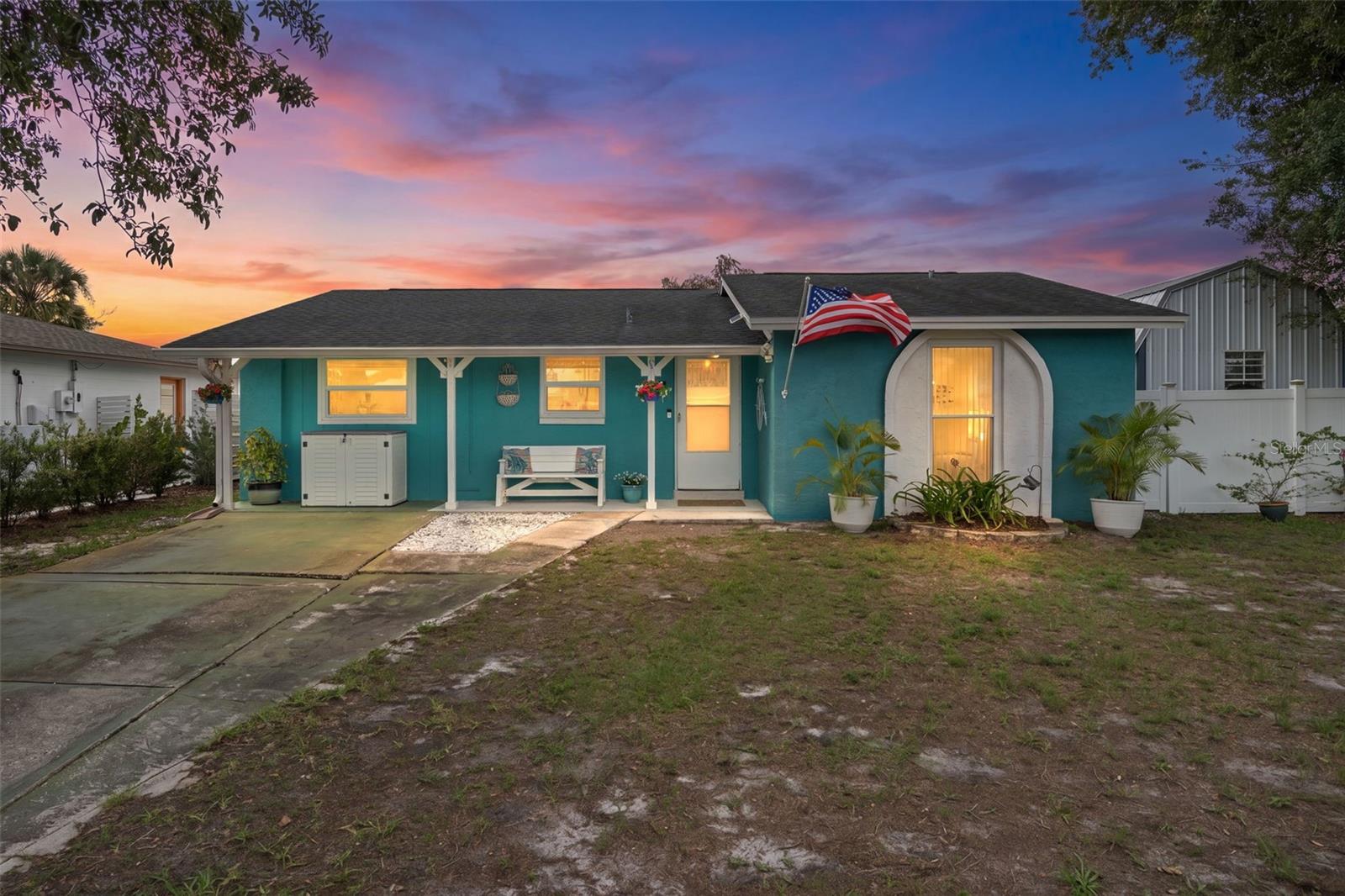 7906 Woodvine Circle, FL