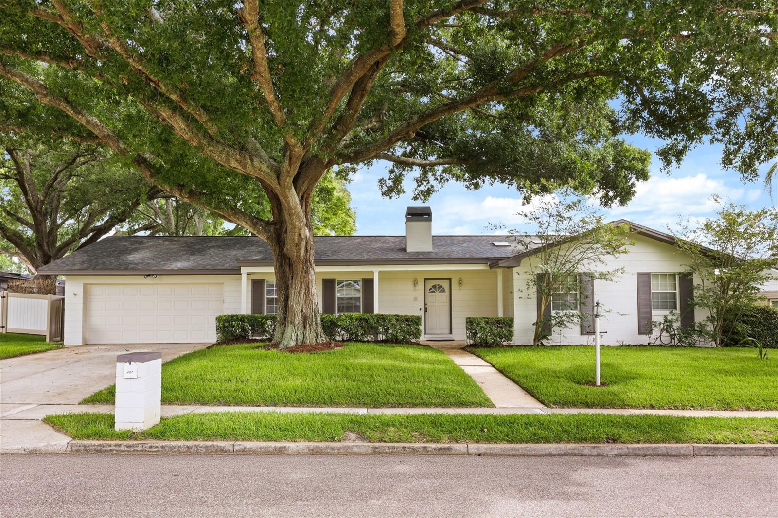 407 Hermitage Drive, FL