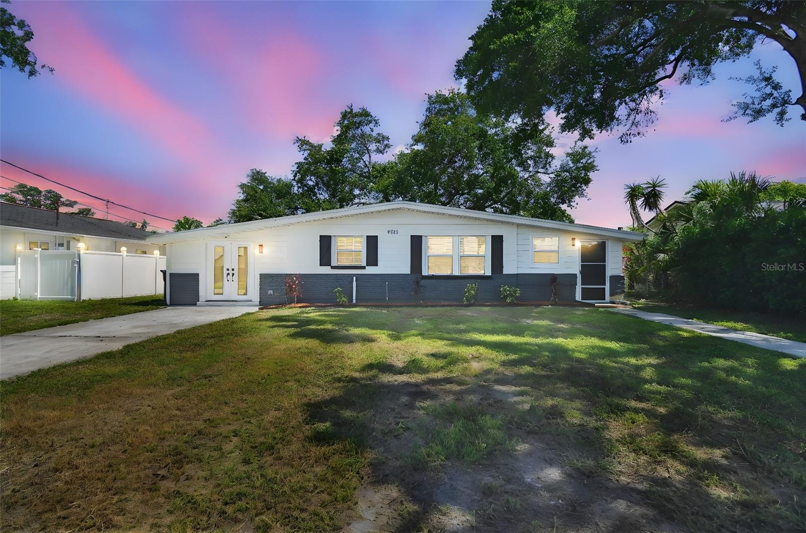 8703 Driftwood Drive, FL