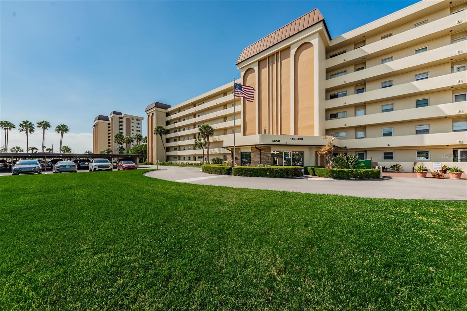 4650 Cove Circle, FL
