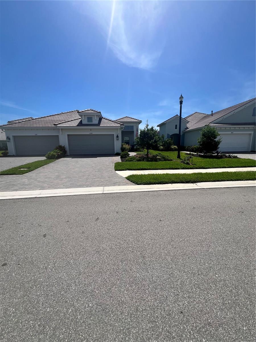 17999 Franklin Park Court, FL