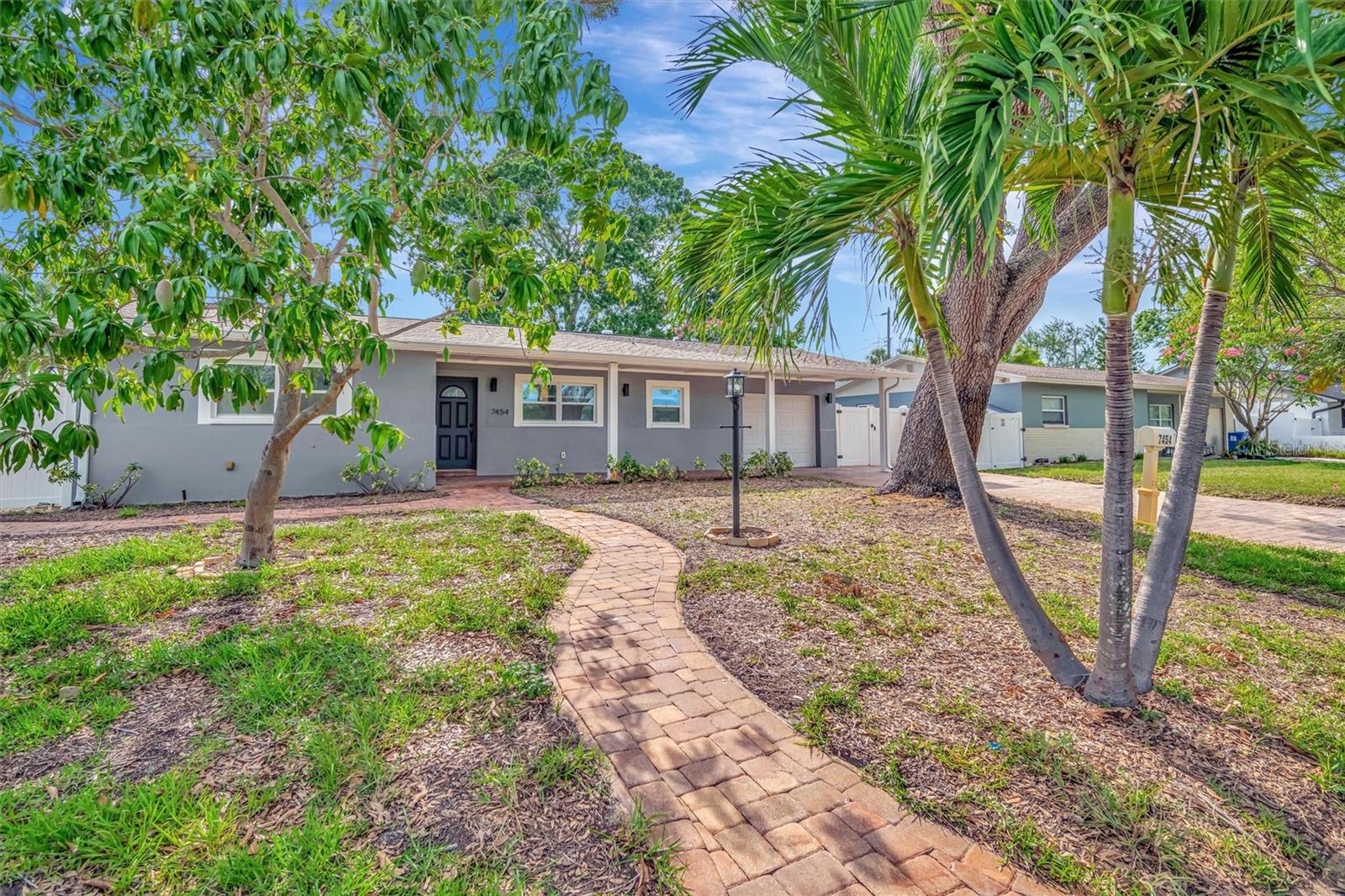 7454 Locust Street, FL